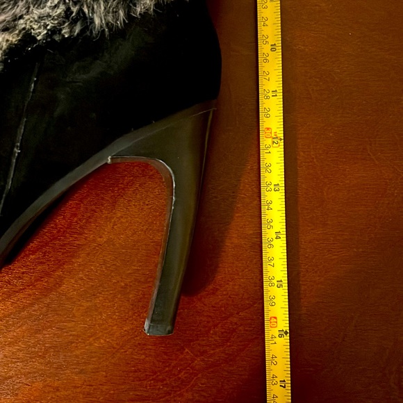 Faux Fur High Heel Boots. NWOT. Size 8.5 fitting Size 8 - Picture 8 of 9